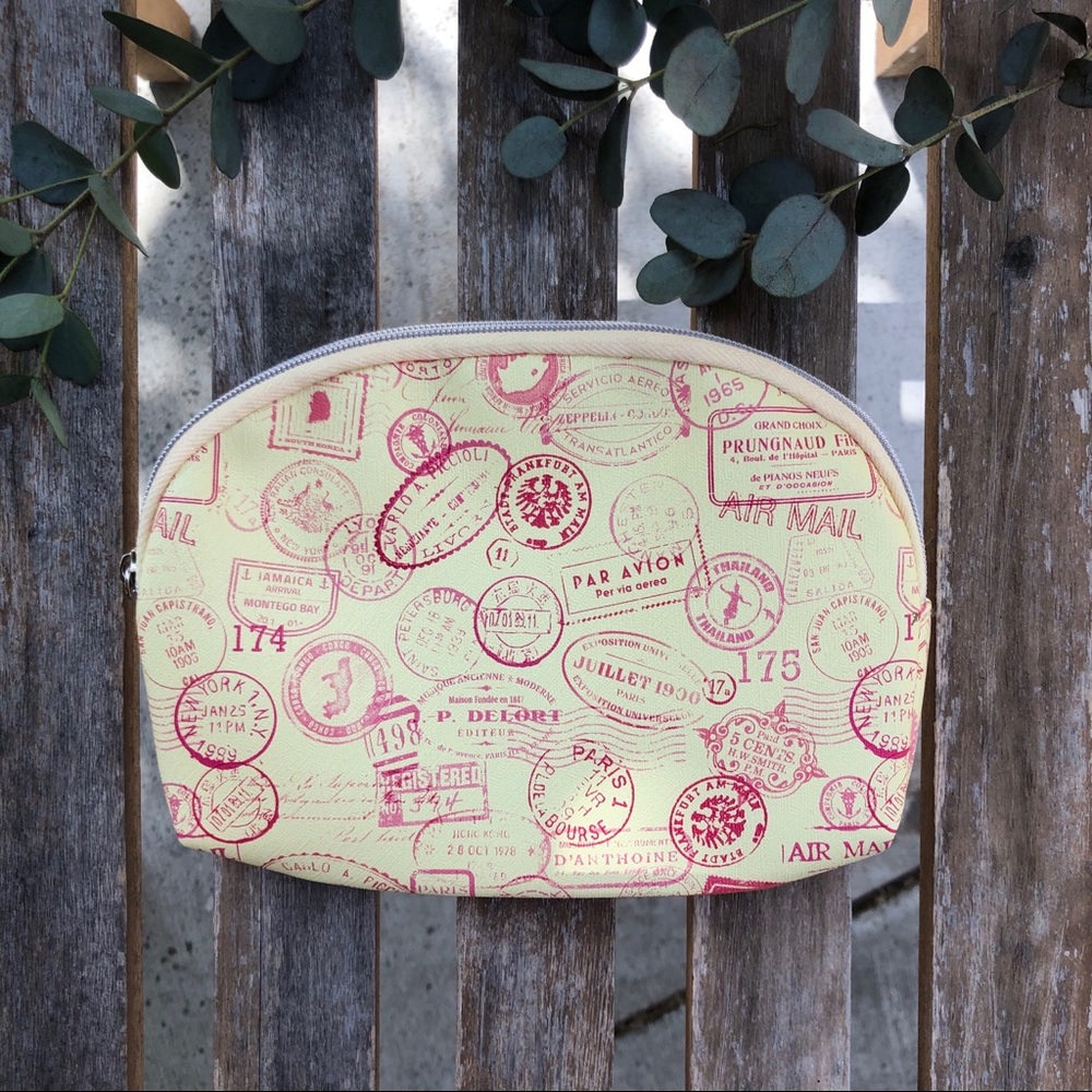 🪴3x$20 SALE Ipsy Stamp Print Makeup Bag